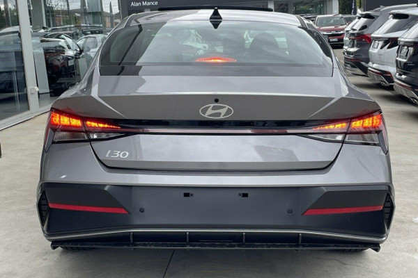 2024 Hyundai i30 CN7.V2 Premium Sedan Image 5