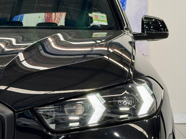 2025 BMW X5 G05 LCI xDrive40i M Sport SUV image 8