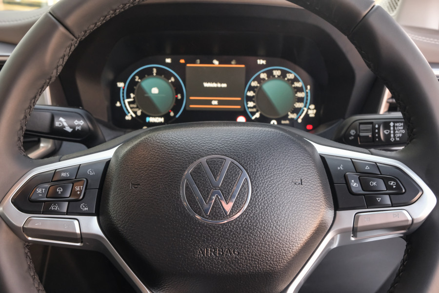 2025 Volkswagen Amarok NF TDI600 Style Ute Image 17