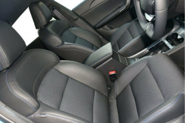 2024 MG MG4 MEH32 Essence 64 Hatch