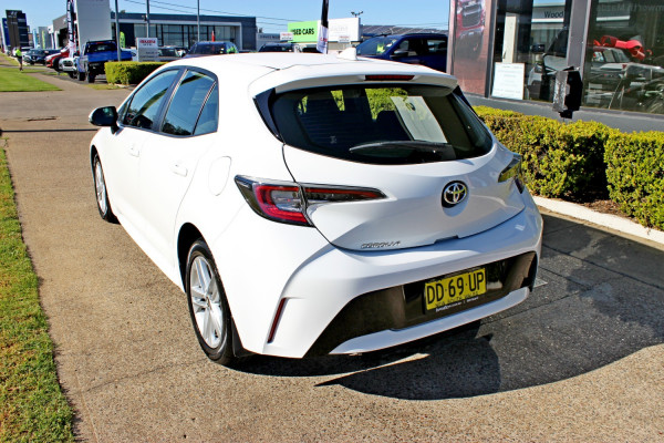 2022 Toyota Corolla MZEA12R Ascent Sport Hatch Image 6