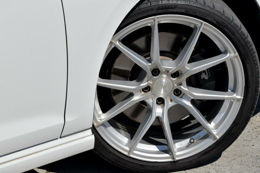 2014 MY15 Volkswagen Golf 7 R Hatch Image 24