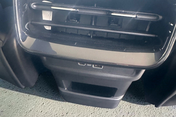 2025 MY26 Geely Starray EM-i P145 Complete SUV Image 8