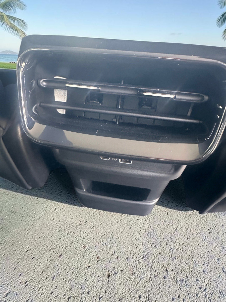 2025 MY26 Geely Starray EM-i P145 Complete SUV Image 8