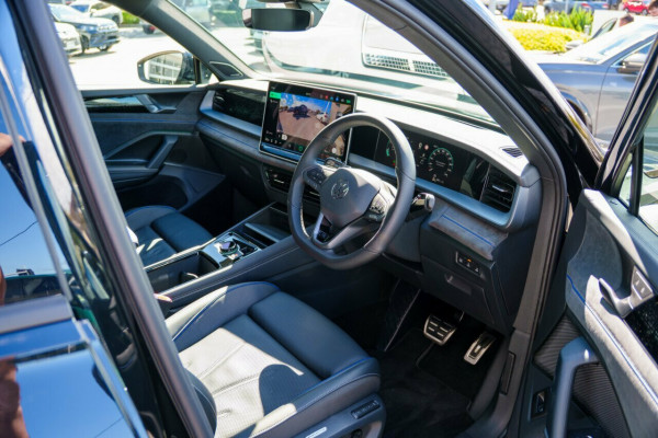2026 Volkswagen Tayron R4 195TSI R-Line SUV Image 18