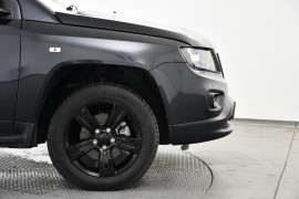 2014 Jeep Compass MK MY14 Blackhawk Suv Image 5
