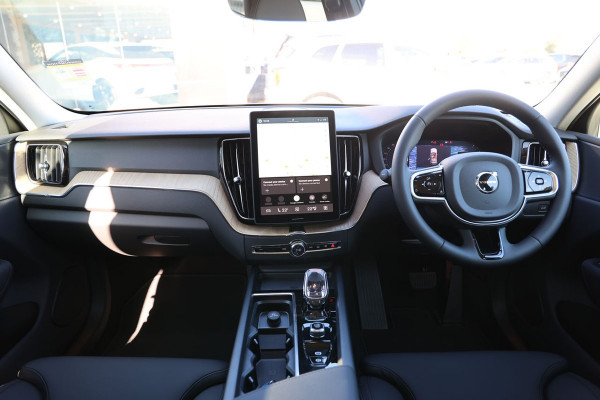 2025 MY26 Volvo XC60 UZ Plus B5 Bright SUV Image 31