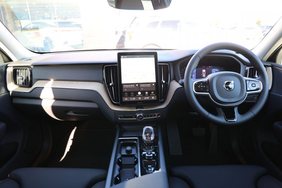 2025 MY26 Volvo XC60 UZ Plus B5 Bright SUV Image 31