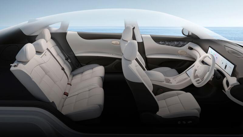 Spacious cabin Image