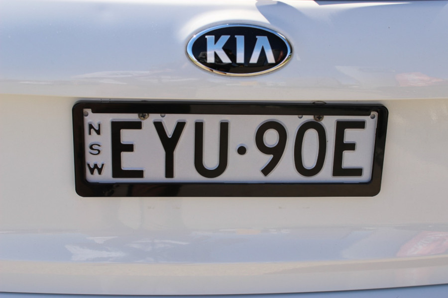 2015 Kia Cerato YD S Hatch Image 7