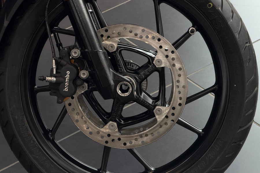 2026 BMW F 800 GS Triple Black F 800