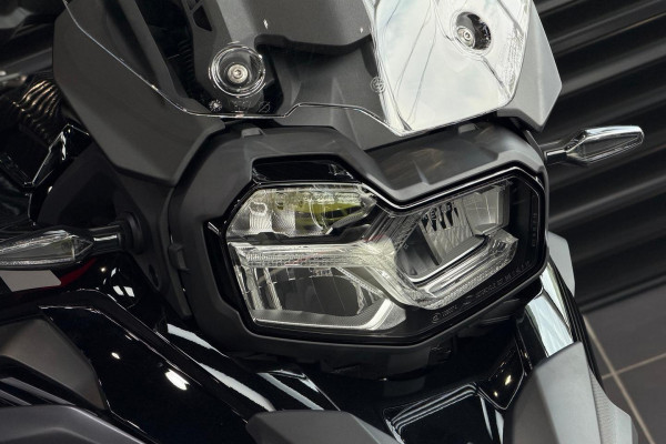 2026 BMW F 800 GS Triple Black F 800