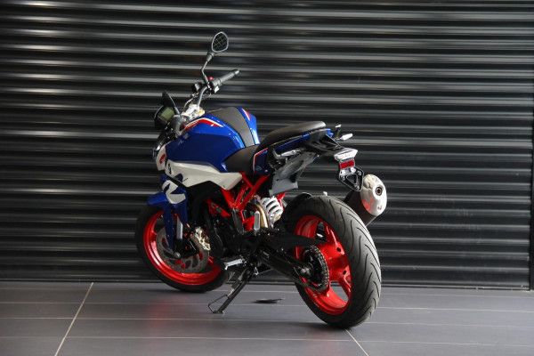 2025 BMW G 310 R G 310 image 3
