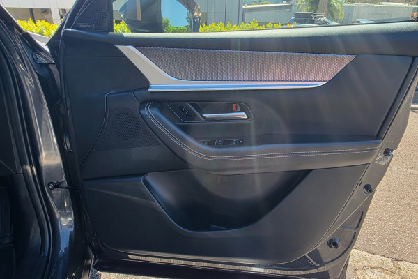 2025 Mazda CX-80 KL G40e Azami SUV Image 29