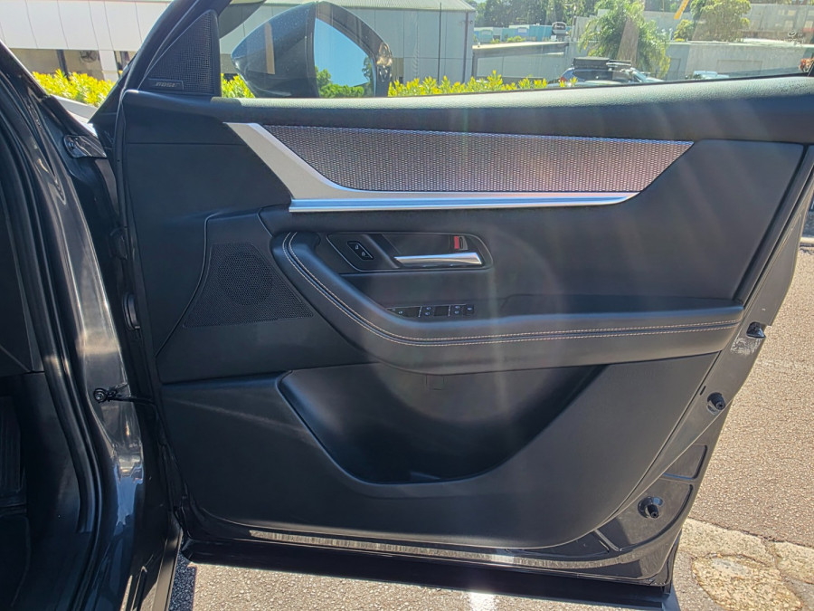 2025 Mazda CX-80 KL G40e Azami SUV Image 29