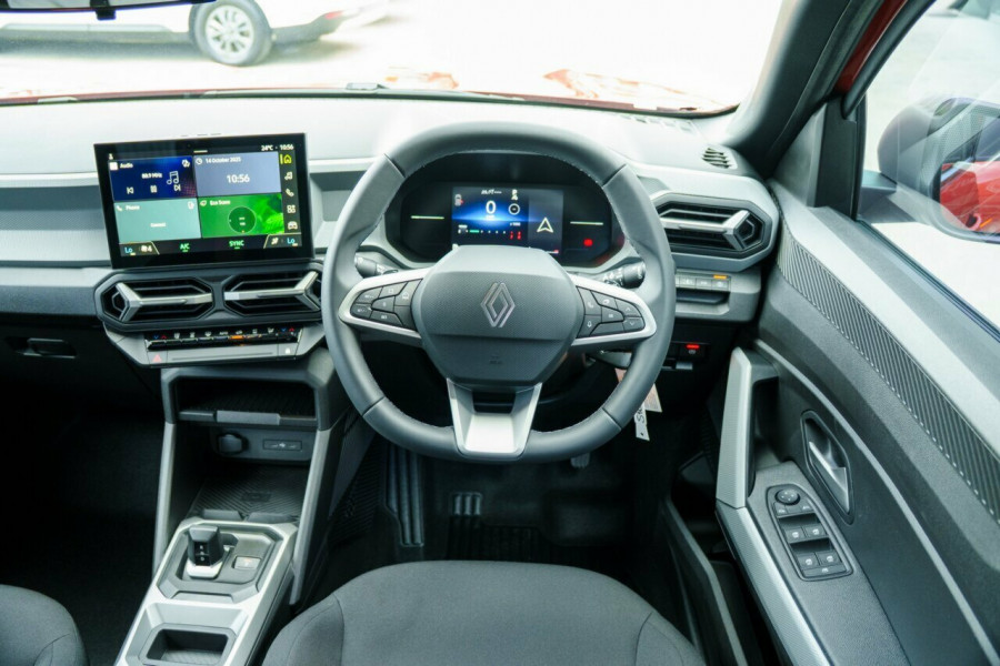 2025 Renault Duster X1311 Evolution SUV Image 9