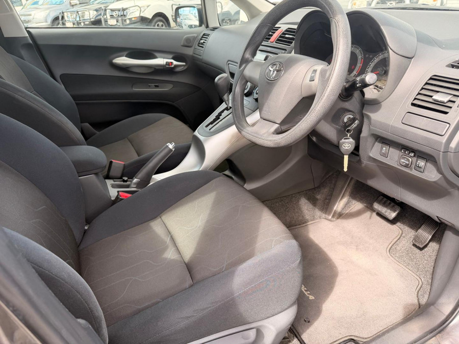 2011 Toyota Corolla ZRE152R Ascent Hatch Image 13