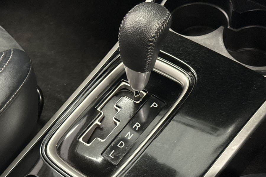 2019 Mitsubishi Outlander ZL LS SUV Image 8