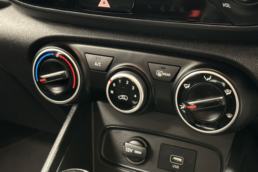 2019 MY20 Hyundai Venue QX Active SUV Image 20