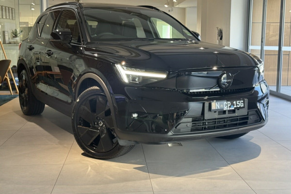 2025 Volvo EX40 No Series Black Edition SUV