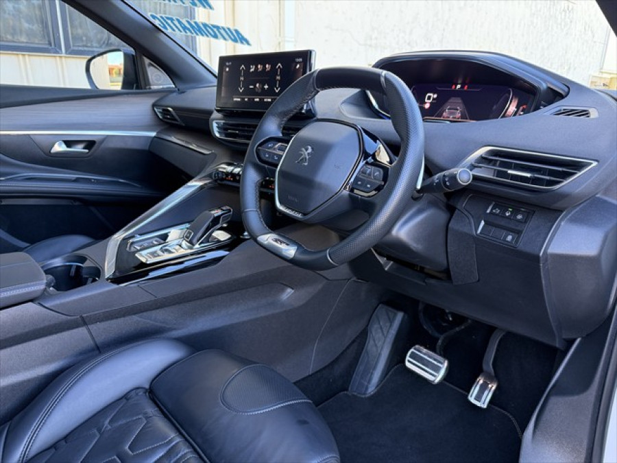 2021 Peugeot 5008 P87 GT SUV Image 9