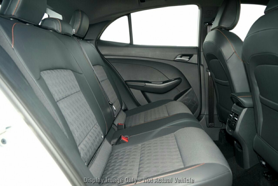 2024 MY24.5 MG MG3 ZP22 Essence Hybrid+ Hatch Image 10