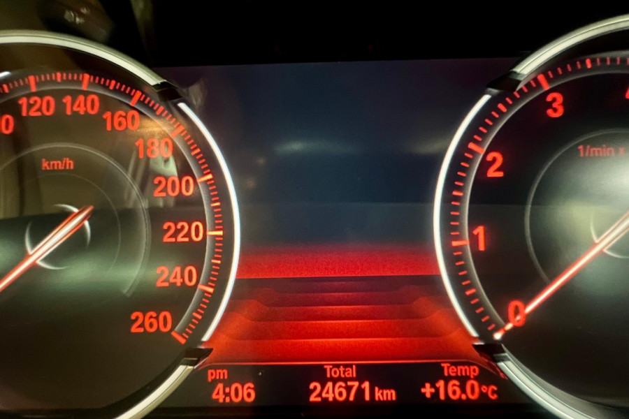 2015 BMW 5 Series F10 LCI 520i M Sport Sedan