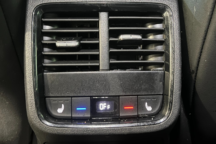 2022 Skoda Octavia NX RS Sedan Image 12