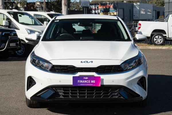 2024 Kia Cerato BD S Hatch Image 4