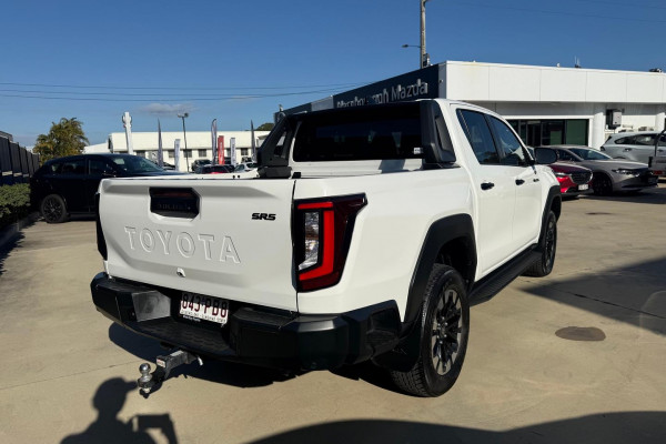 2025 Toyota HiLux GUN126R SR5 48V Ute Image 7
