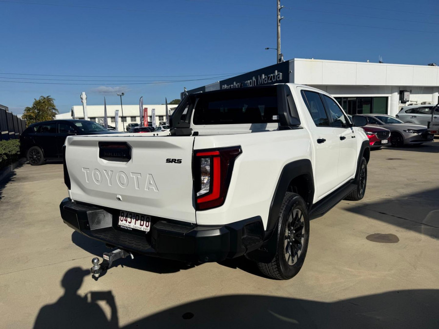 2025 Toyota HiLux GUN126R SR5 48V Ute Image 7
