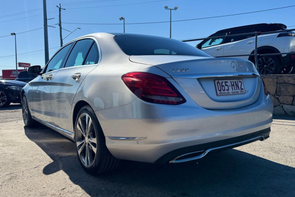2014 Mercedes-Benz C-Class W205 C200 Sedan Image 7