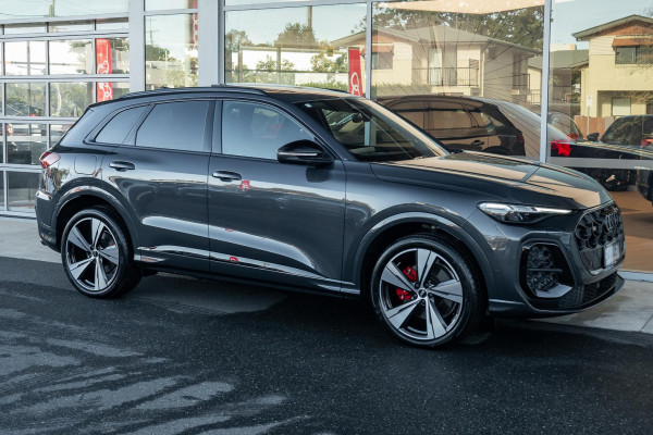 2025 Audi SQ5 GU edition one SUV image 3