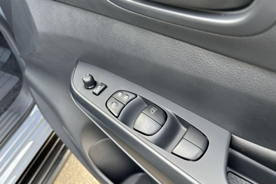 2025 Nissan Navara D23 PRO-4X Ute Image 19
