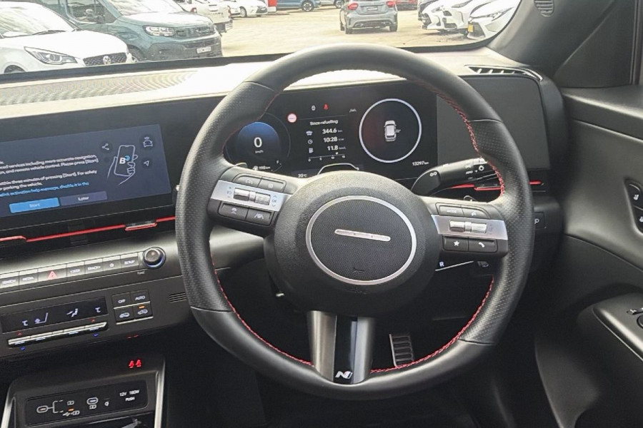 2025 Hyundai KONA SX2.V2 Premium N Line SUV Image 12