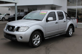 Nissan Navara ST D40 S6 