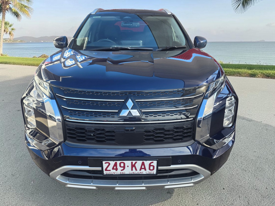 2024 Mitsubishi Outlander ZM Exceed SUV Image 2