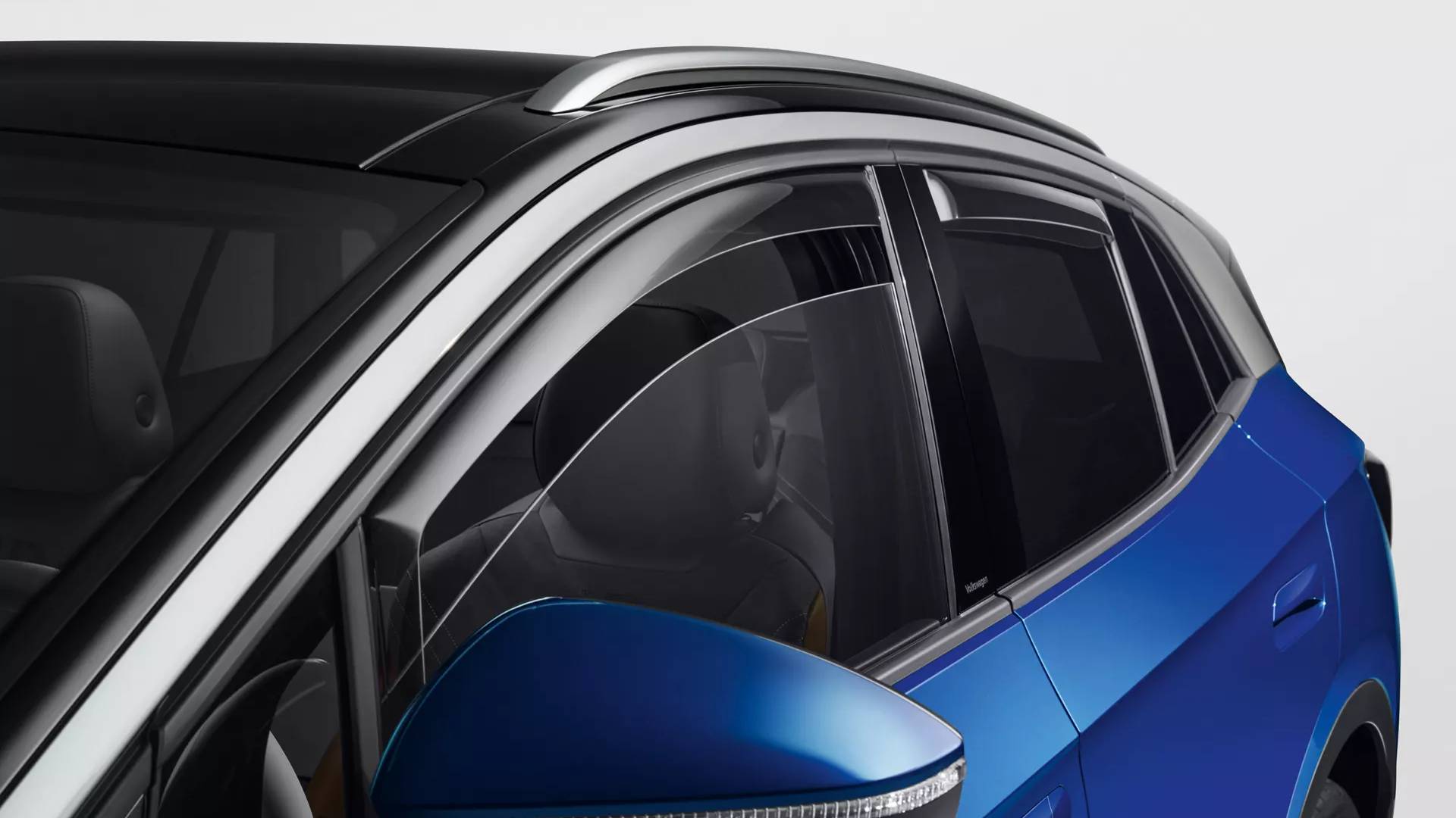 Slimline weathershields