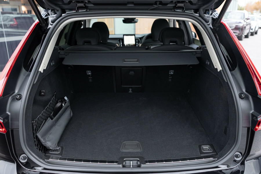 2026 Volvo XC60 UZ Plus B5 Bright SUV Image 19