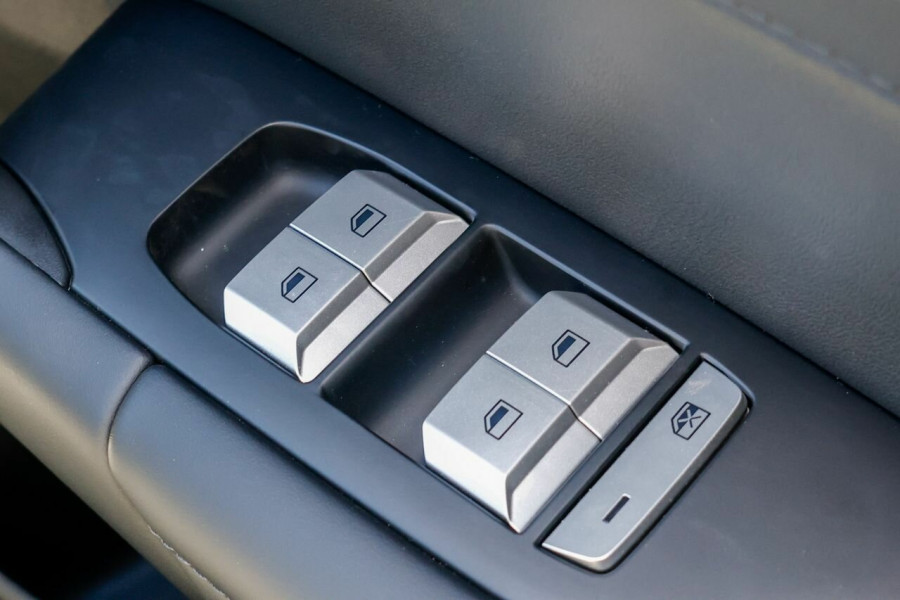 2026 MG MG4 AH4E Essence 64 Hatch Image 14