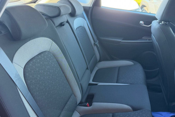 2017 MY18 Hyundai KONA OS Active SUV Image 14