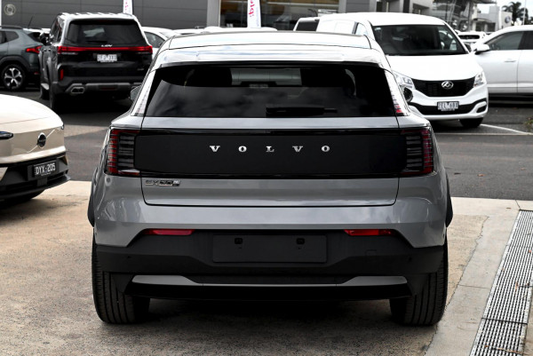 2026 MY27 Volvo EX30 Cross Country  P8 SUV image 4