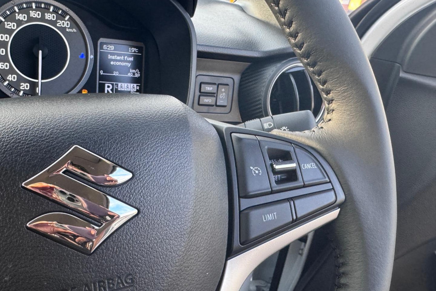 2024 Suzuki Ignis MF Series II GL SUV Image 20