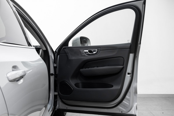 2026 Volvo XC60 UZ B5 Plus 2L Petrol AWD SUV Image 9