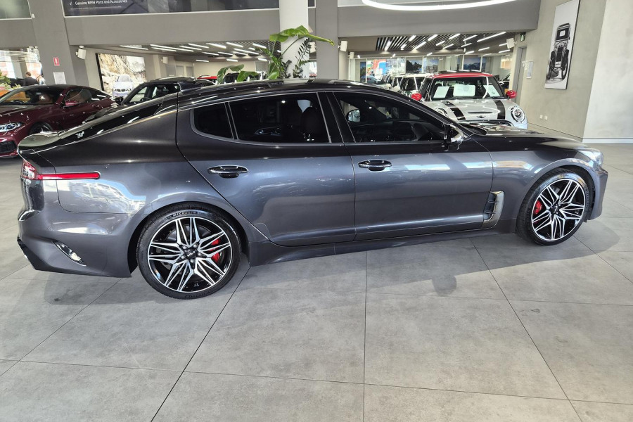2022 Kia Stinger CK GT Sedan
