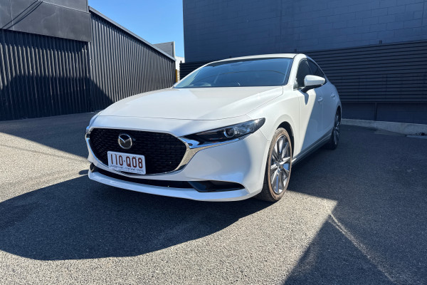 2019 Mazda 3 BP Series G25 GT Sedan Image 2