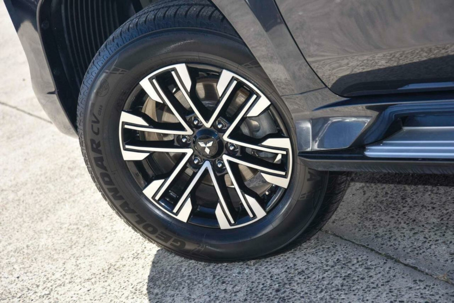 2021 Mitsubishi Pajero Sport QF GLS SUV Image 22