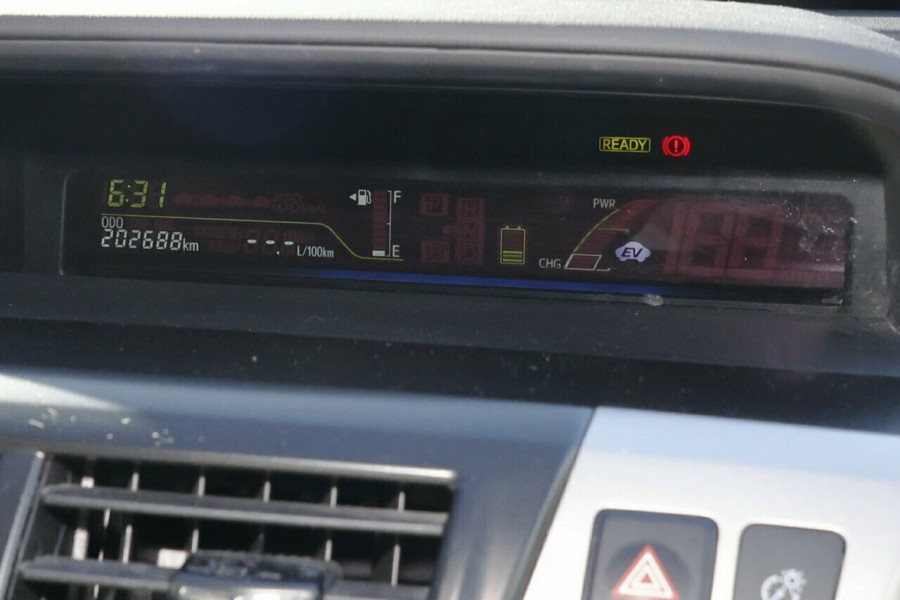 2013 Toyota Prius V ZVW40R  Wagon Image 15