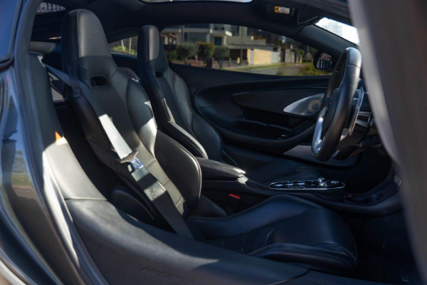 2021 McLaren GT Coupe Image 10