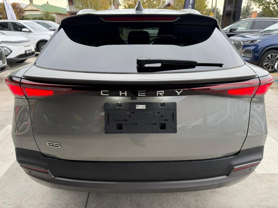 2026 Chery E5  Ultimate SUV Image 4